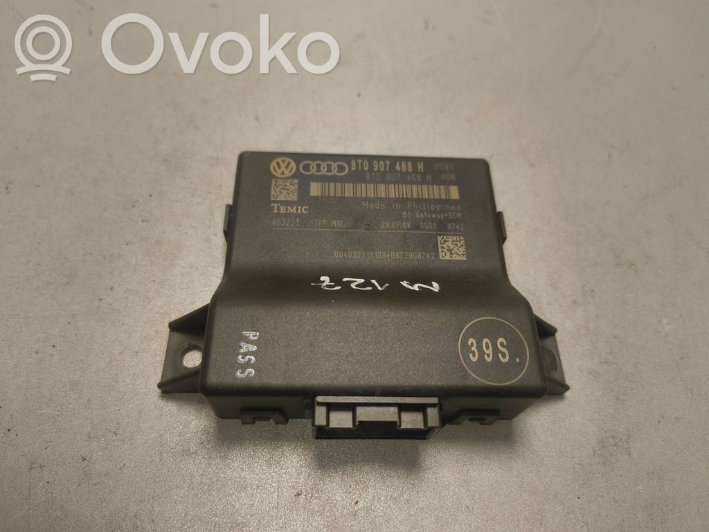 Audi A4 S4 B8 8K Gateway control module 