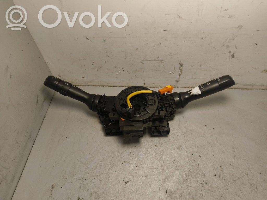 Subaru Forester SJ Wiper turn signal indicator stalk/switch 
