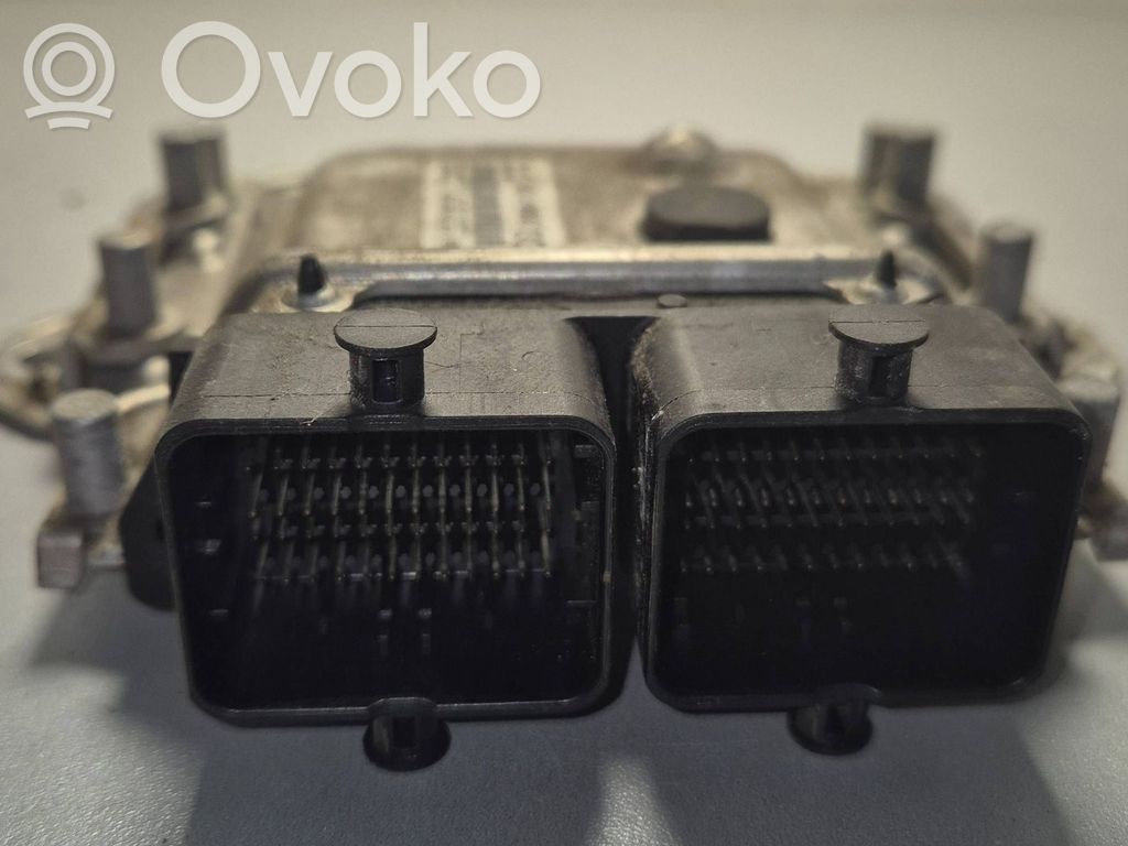 Suzuki Alto Engine control unit/module 