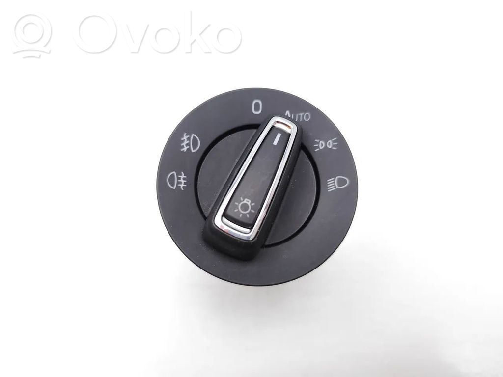 Skoda Superb B8 (3V) Light switch 