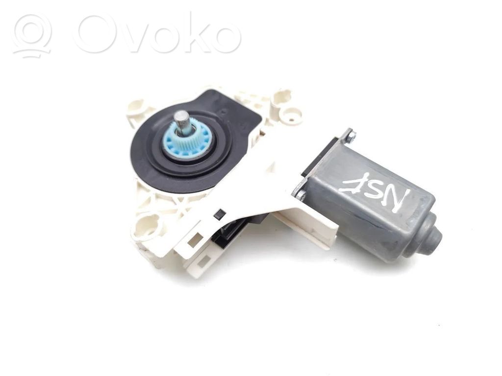 Audi A1 Front door window regulator motor 