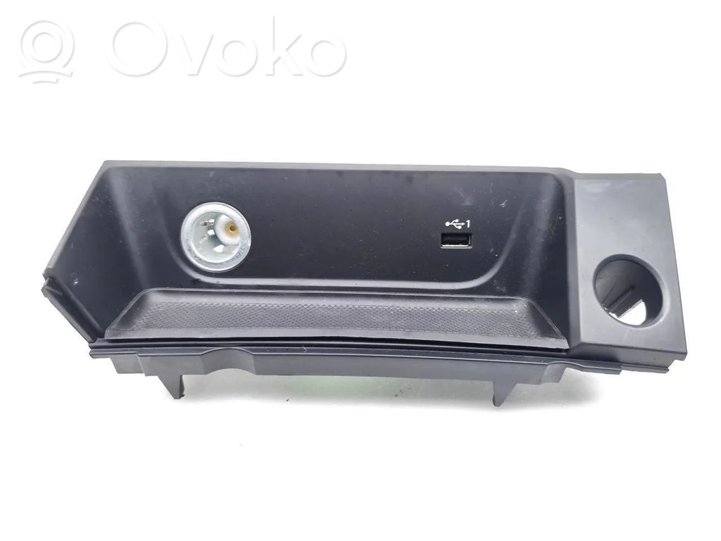 Audi A4 S4 B9 Enchufe conector USB 