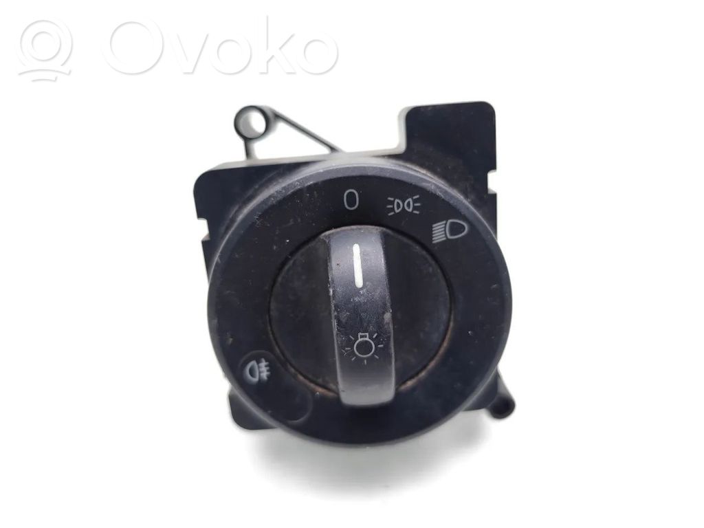 Volkswagen Crafter Light switch 