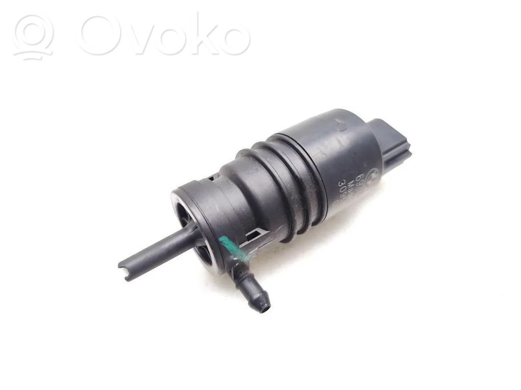 BMW 5 F10 F11 Windscreen/windshield washer pump 