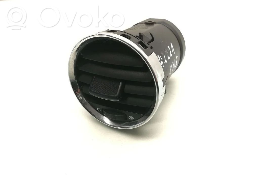 Peugeot 308 Dash center air vent grill 