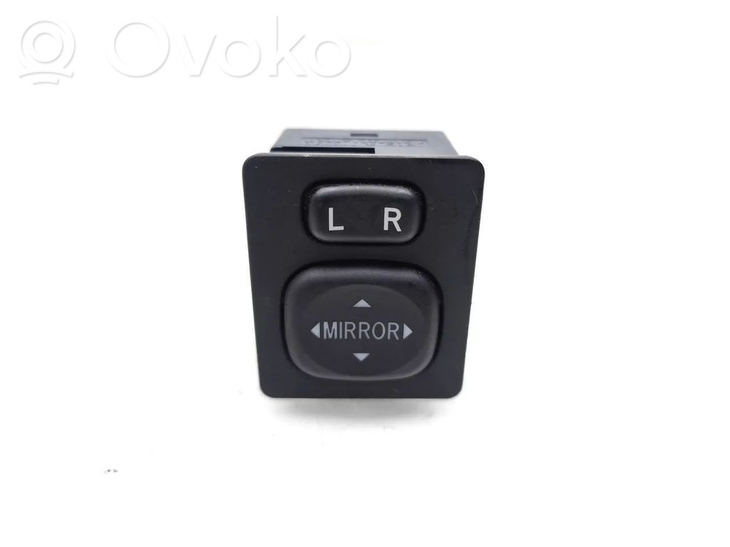 Toyota Auris E180 Wing mirror switch 