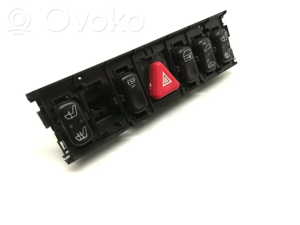 Mercedes-Benz B W245 Hazard light switch 