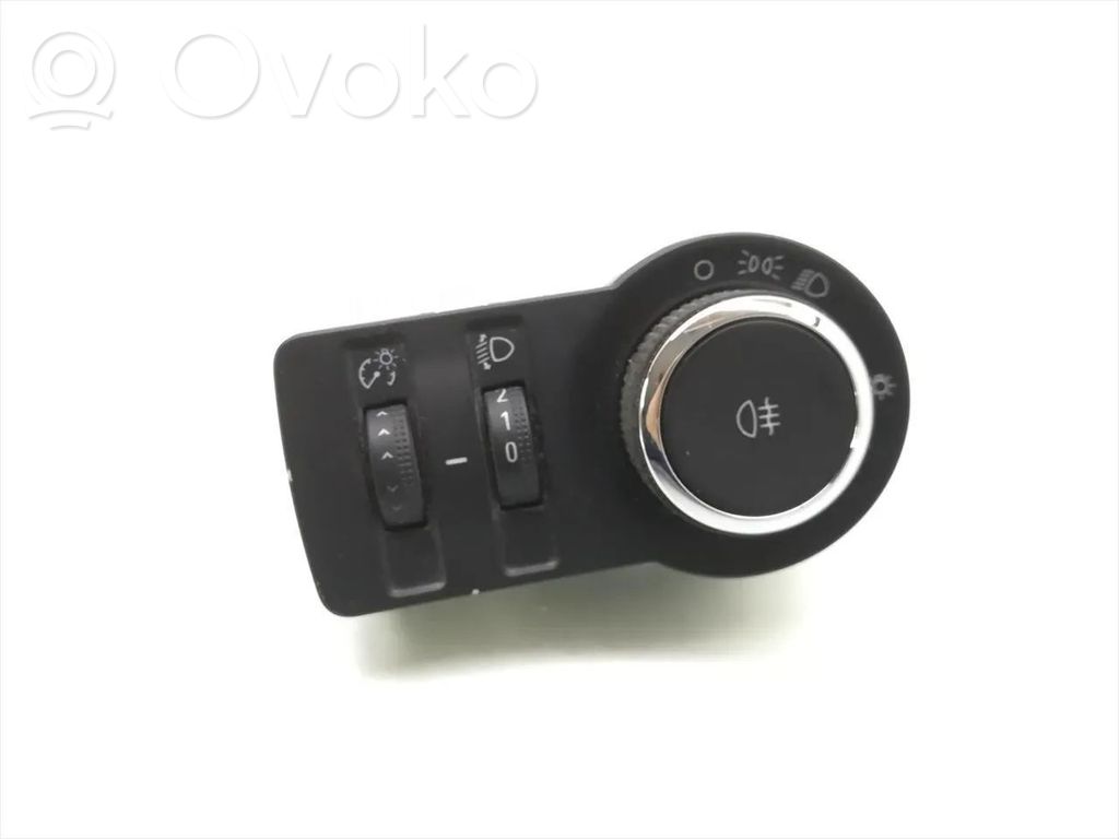 Opel Astra J Fog light switch 
