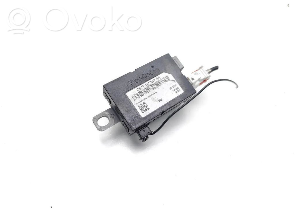 Ford Mondeo MK V Antenos stiprintuvas 