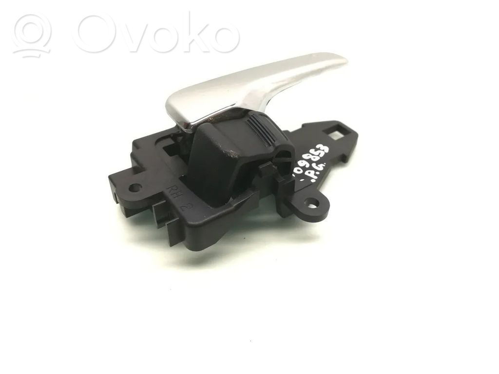 Mitsubishi Grandis Manecilla interna puerta trasera 