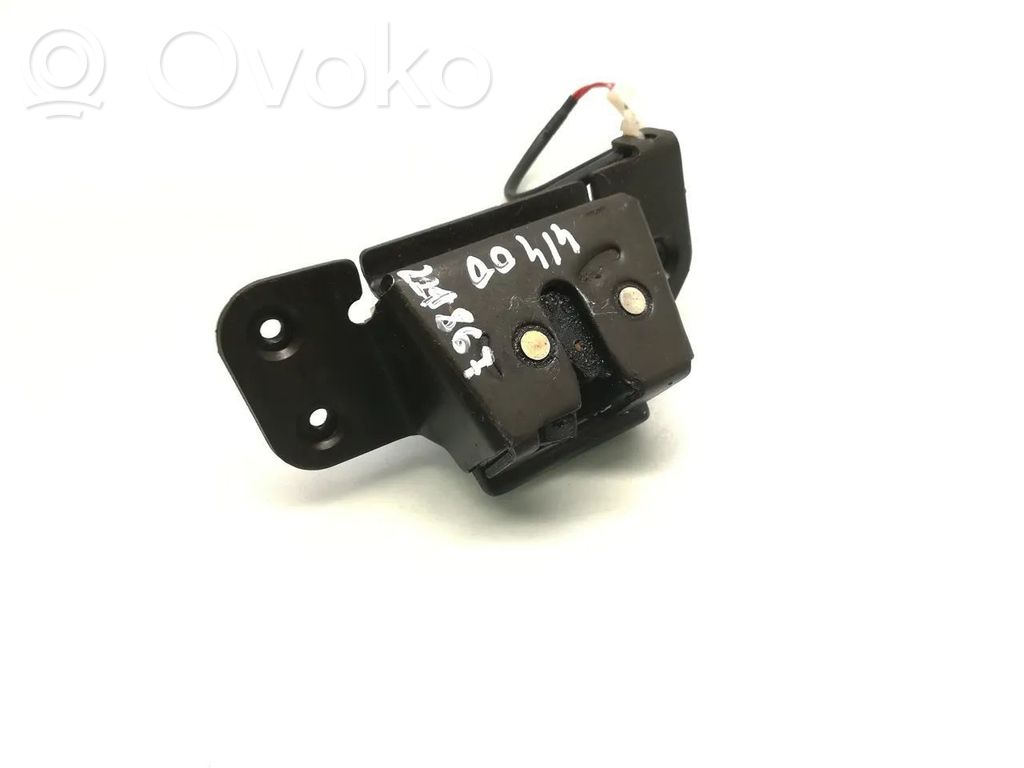Tailgate/trunk/boot lock/catch/latch