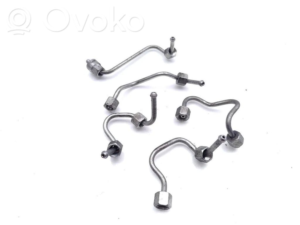 Renault Clio III Fuel injector supply line/pipe 