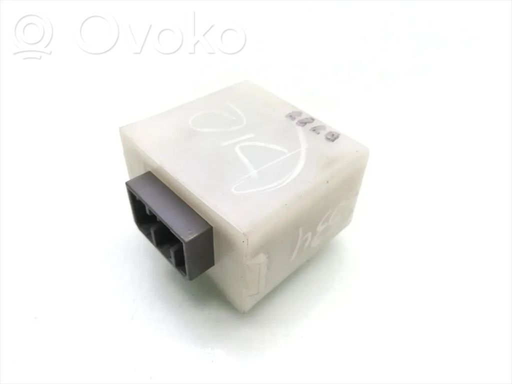 Honda CR-V Window wiper relay 