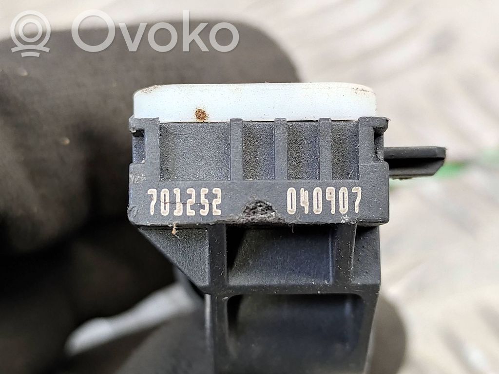 Volvo XC70 Airbagsensor Crashsensor Drucksensor 
