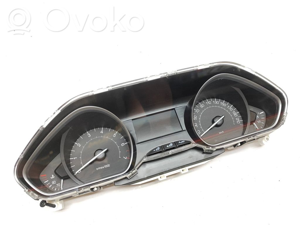 Peugeot 2008 I Speedometer (instrument cluster) 