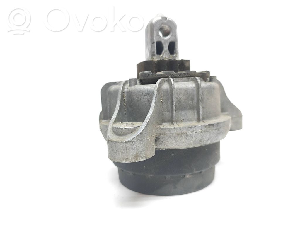 BMW 5 F10 F11 Engine mount bracket 