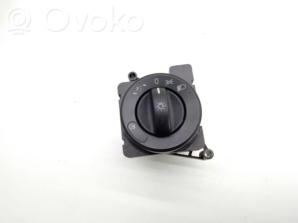 Mercedes-Benz Sprinter W906 Light switch 