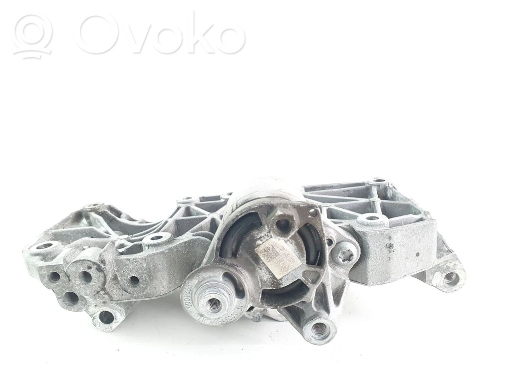 BMW 1 F20 F21 Generatoriaus kronšteinas 