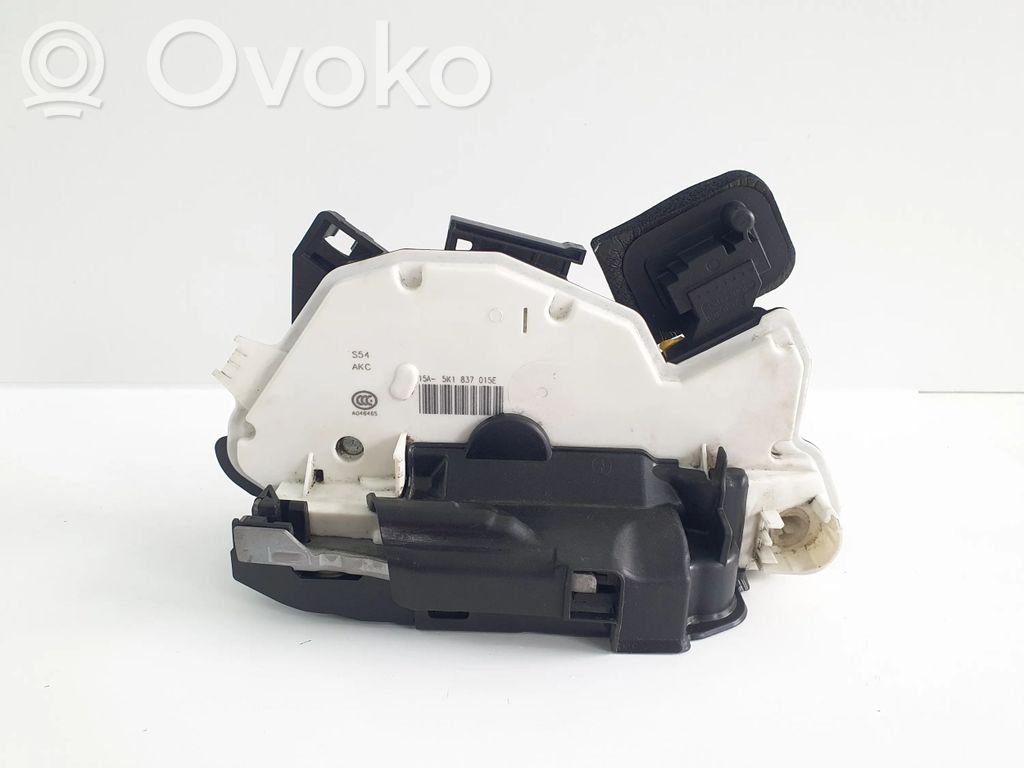 Volkswagen e-Golf Front door lock 