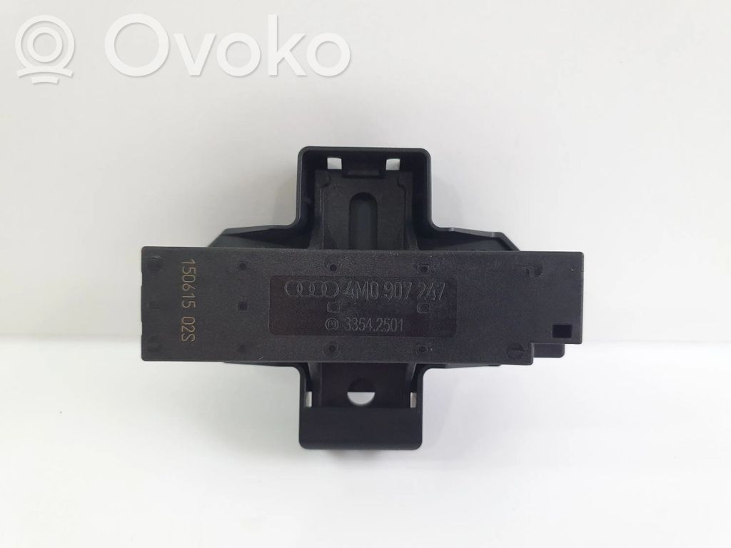 Audi Q7 4M Keyless (KESSY) go control unit/module 