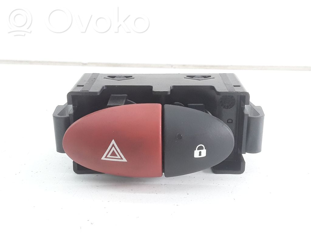 Renault Master III Hazard light switch 