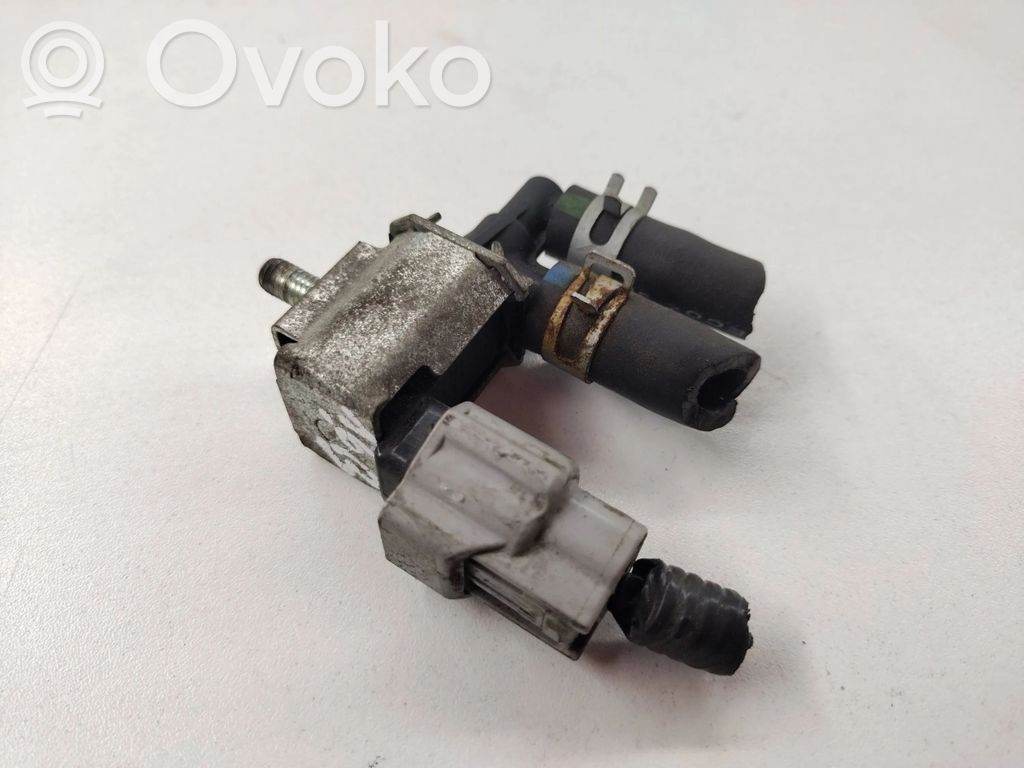 Nissan Juke I F15 Turbo solenoid valve 