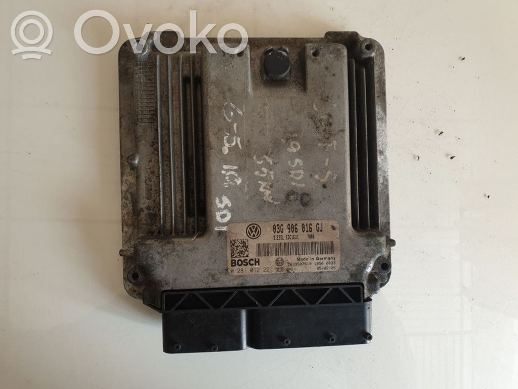 Volkswagen Golf V Engine control unit/module 