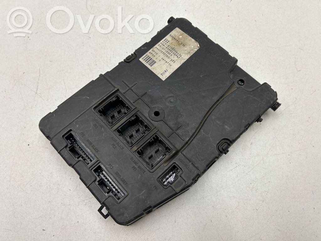 Renault Megane II Comfort/convenience module 