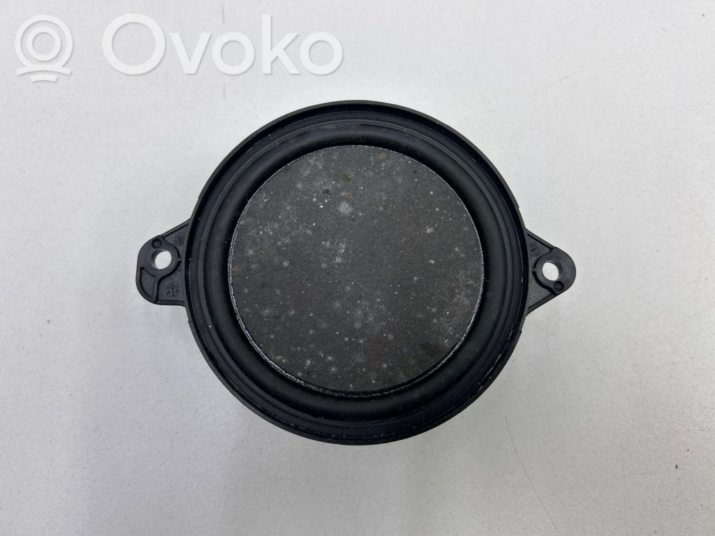 Audi Q3 F3 Front door speaker 