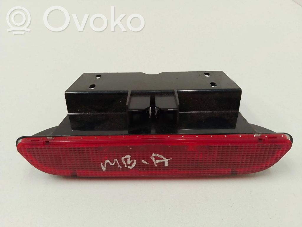 Mercedes-Benz A W169 Trzecie światło stop 
