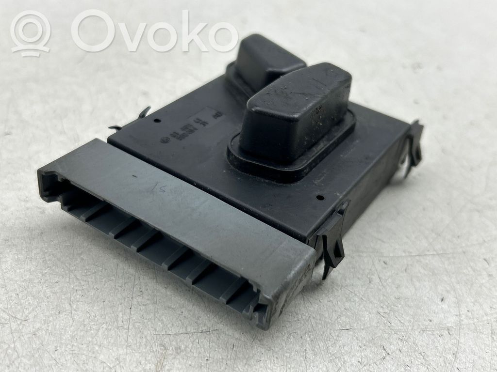 Jeep Commander Seat control switch 