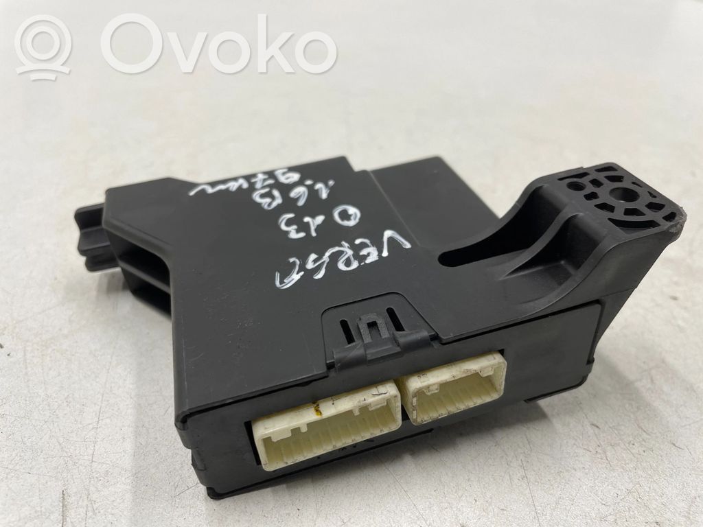 Toyota Verso Air conditioning/heating control unit 