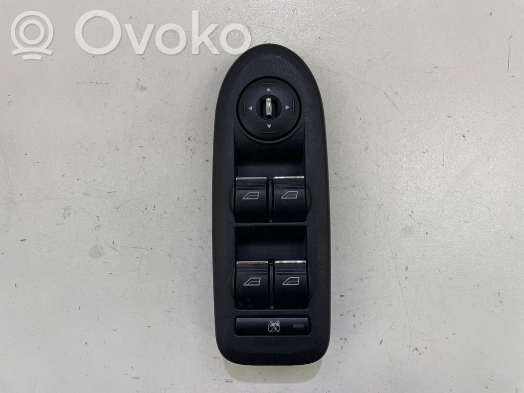 Ford Kuga I Electric window control switch 