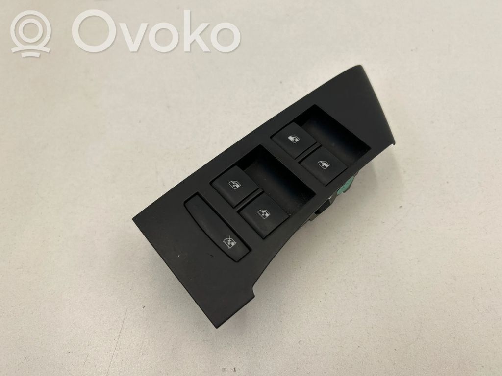Opel Astra J Electric window control switch 