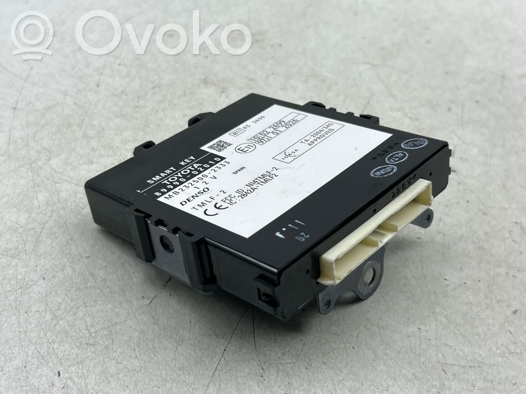 Toyota Auris 150 Door central lock control unit/module 