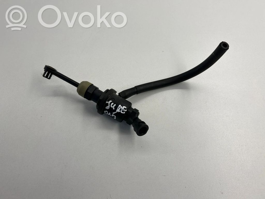 Nissan Juke I F15 Kytkimen pääsylinteri 