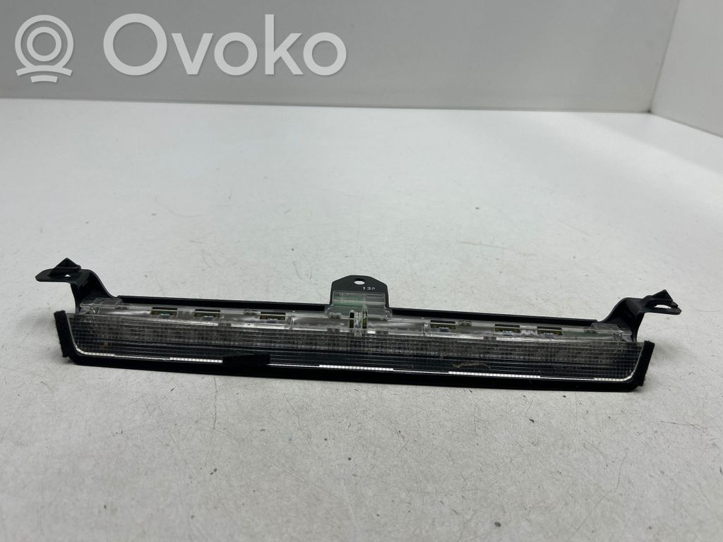 Volvo V70 Third/center stoplight 
