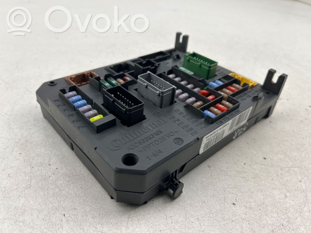 Peugeot 508 Fuse module 