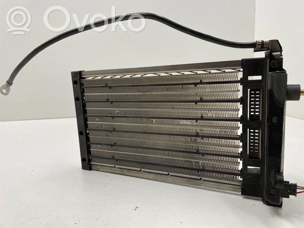 BMW 3 E90 E91 Elektrinis salono pečiuko radiatorius 