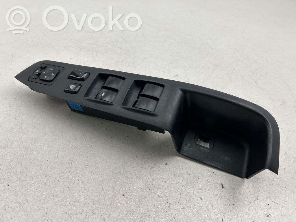 Citroen C-Crosser Electric window control switch 