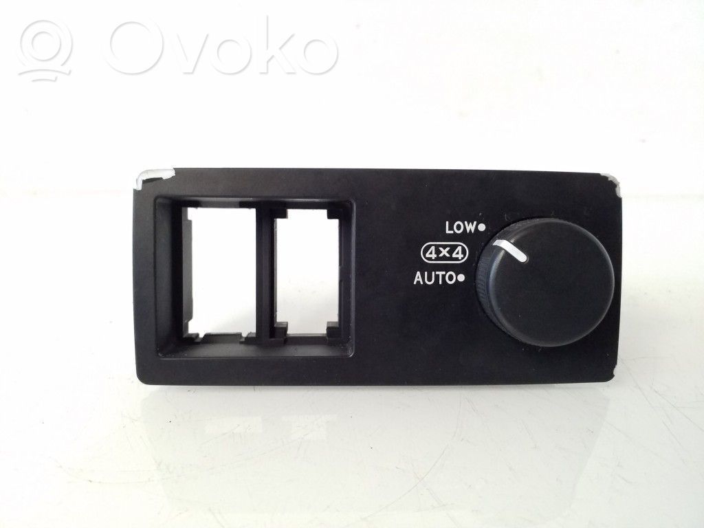 KIA Sorento Differential lock switch 