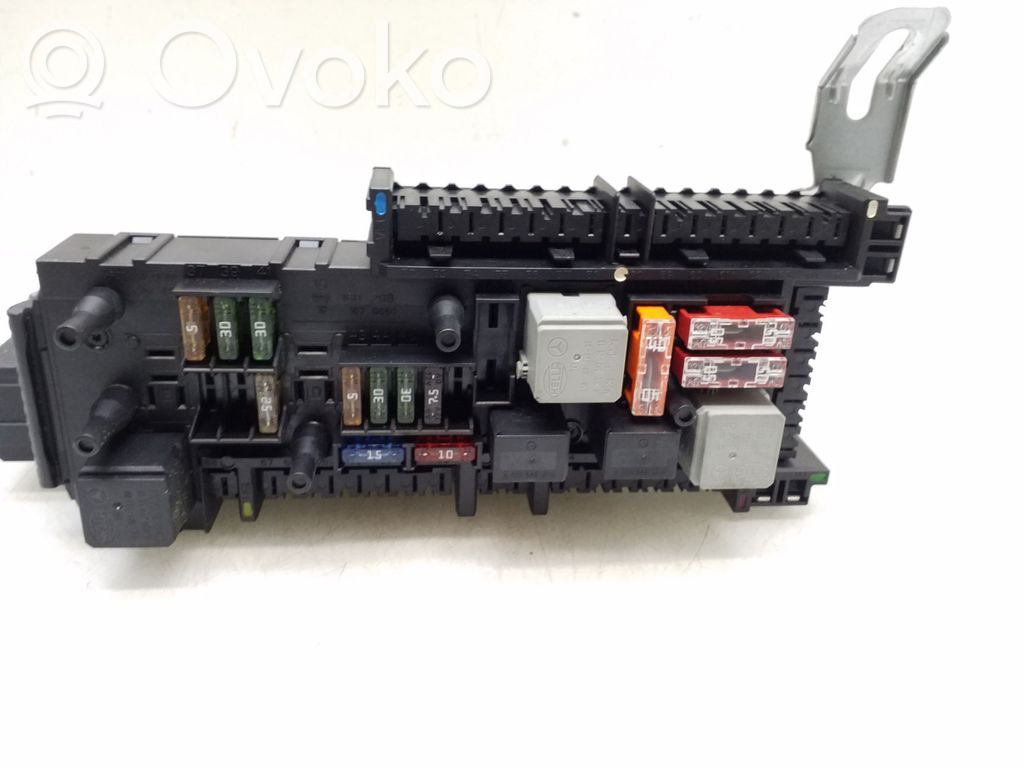 Mercedes-Benz E C207 W207 Comfort/convenience module 