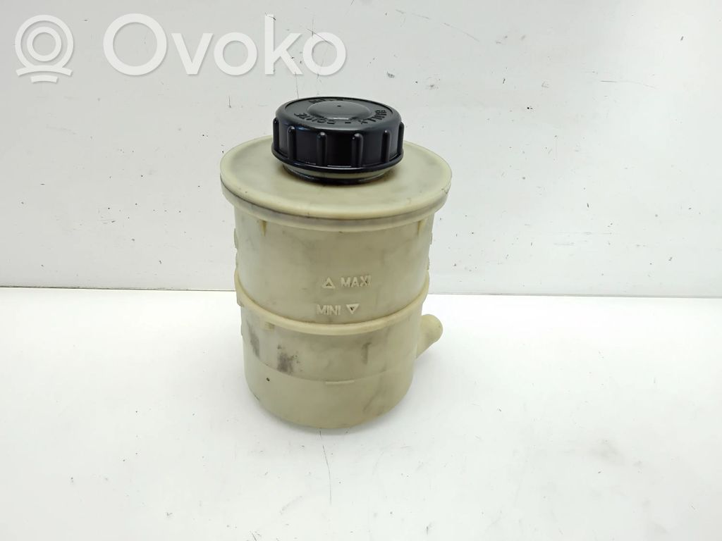 Opel Movano B Vairo stiprintuvo skysčio bakelis 