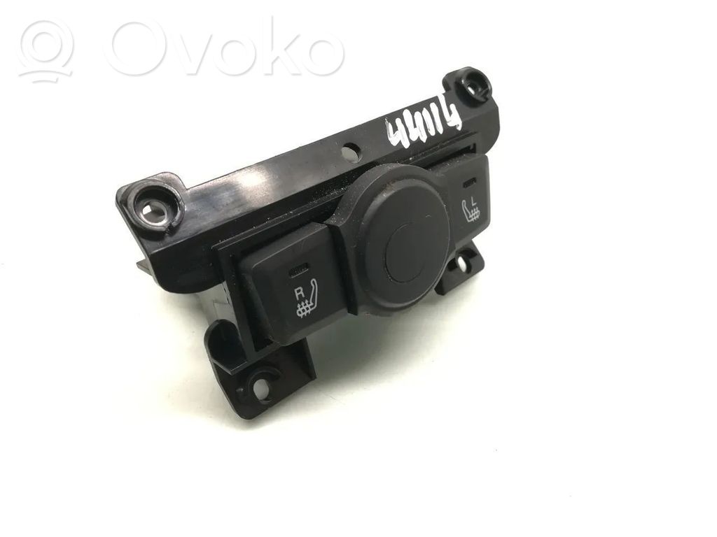 Chevrolet Captiva Seat heating switch 