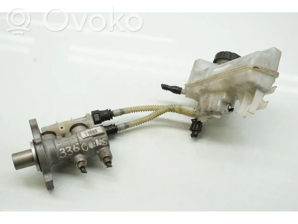 Opel Meriva B Pääjarrusylinteri 