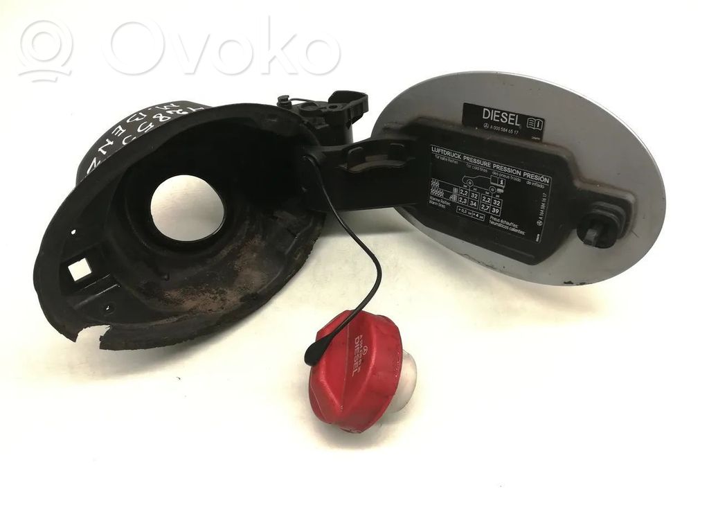 Klapka wlewu paliwa   A1645841617,A1646300767