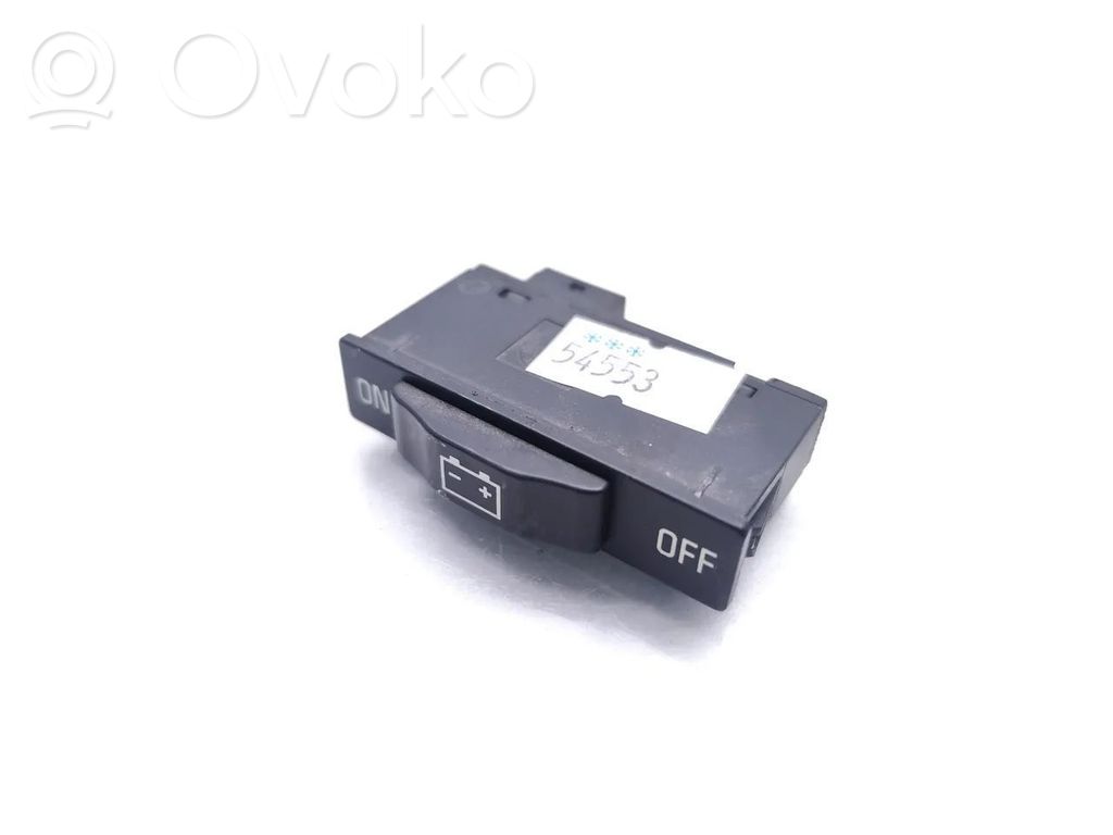 Other switches/knobs/shifts   8379594