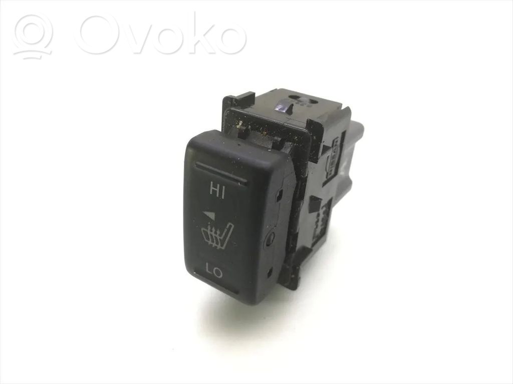 Nissan X-Trail T31 Seat heating switch 