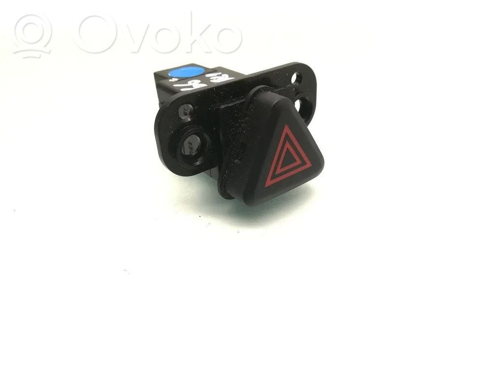 Chevrolet Orlando Hazard light switch 