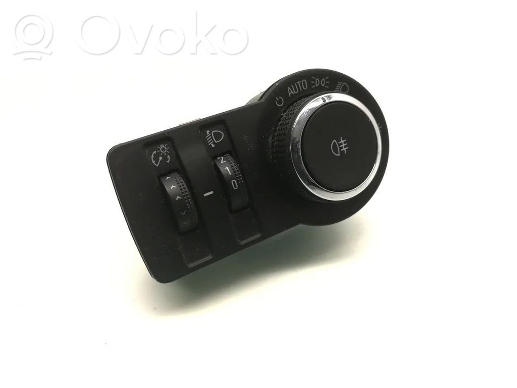 Opel Insignia A Light switch 